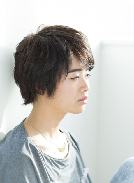 動きのある少年風のショートヘア