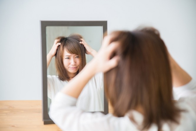 髪で印象が変わる 女性の薄毛の原因は 美容室ブロッサム 髪で印象が変わる 女性の薄毛の原因は 美容室ブロッサム