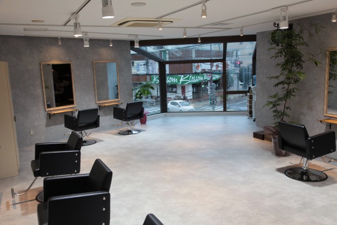 Blossom 熊谷店 9月14日 土 移転リニューアルopen 美容室ブロッサム