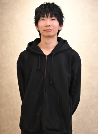青木 玲