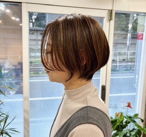 白髪が気になるけど暗いのも嫌だな